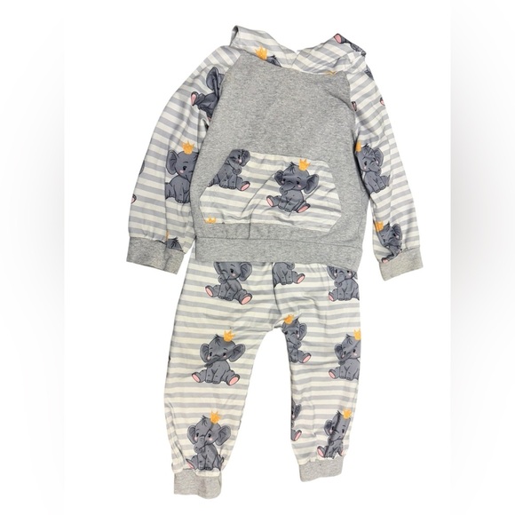 💥Gray Elephant Print Kids Matching Set - Picture 1 of 5